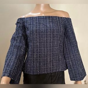 Zara Blogger Favorite off shoulder top Size XS. BNWT